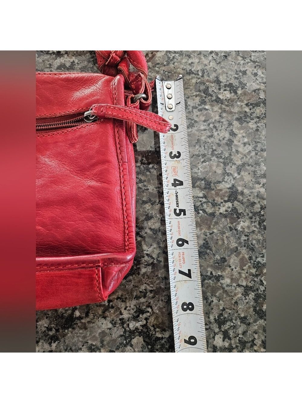 Gianni Conti Padua Red Leather Crossbody Messenger Bag - Picture 5 of 7